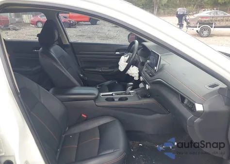 2019 Nissan Altima 2.5 Sr из США, поврежденный, VIN 1N4BL4CV9KN319570